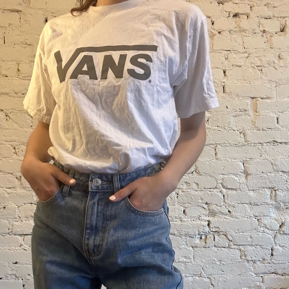 Vans white t shirt
